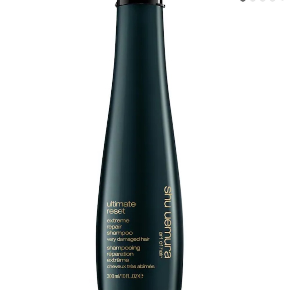 shu uemura
Ultimate Reset Shampoo for Very Damaged